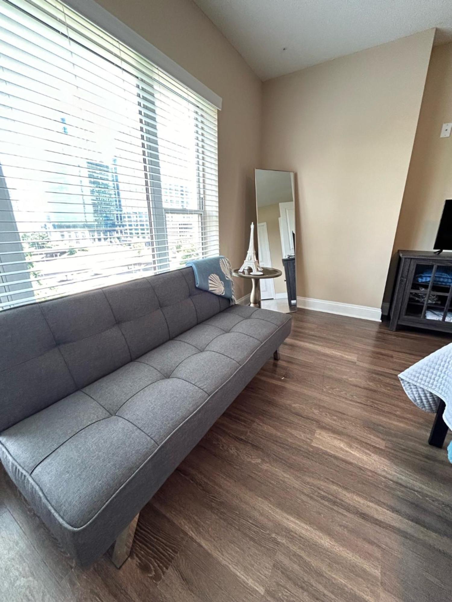 Spacious 2 Bedroom 2 Bathroom Apartment With Balcony In Uptown Charlotte! City Views & Free Parking! Εξωτερικό φωτογραφία